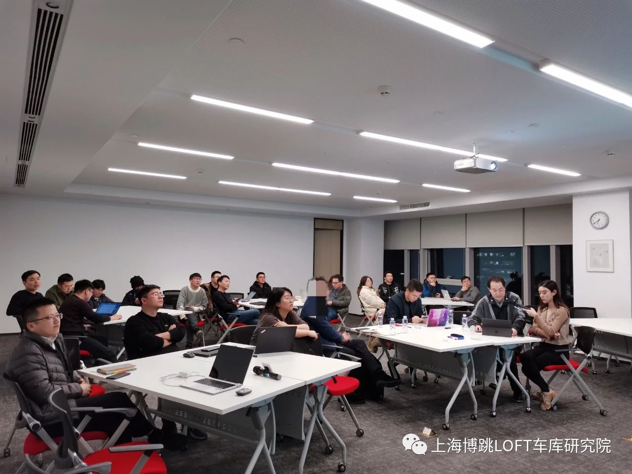 顺义杭州LOFT车库专题会